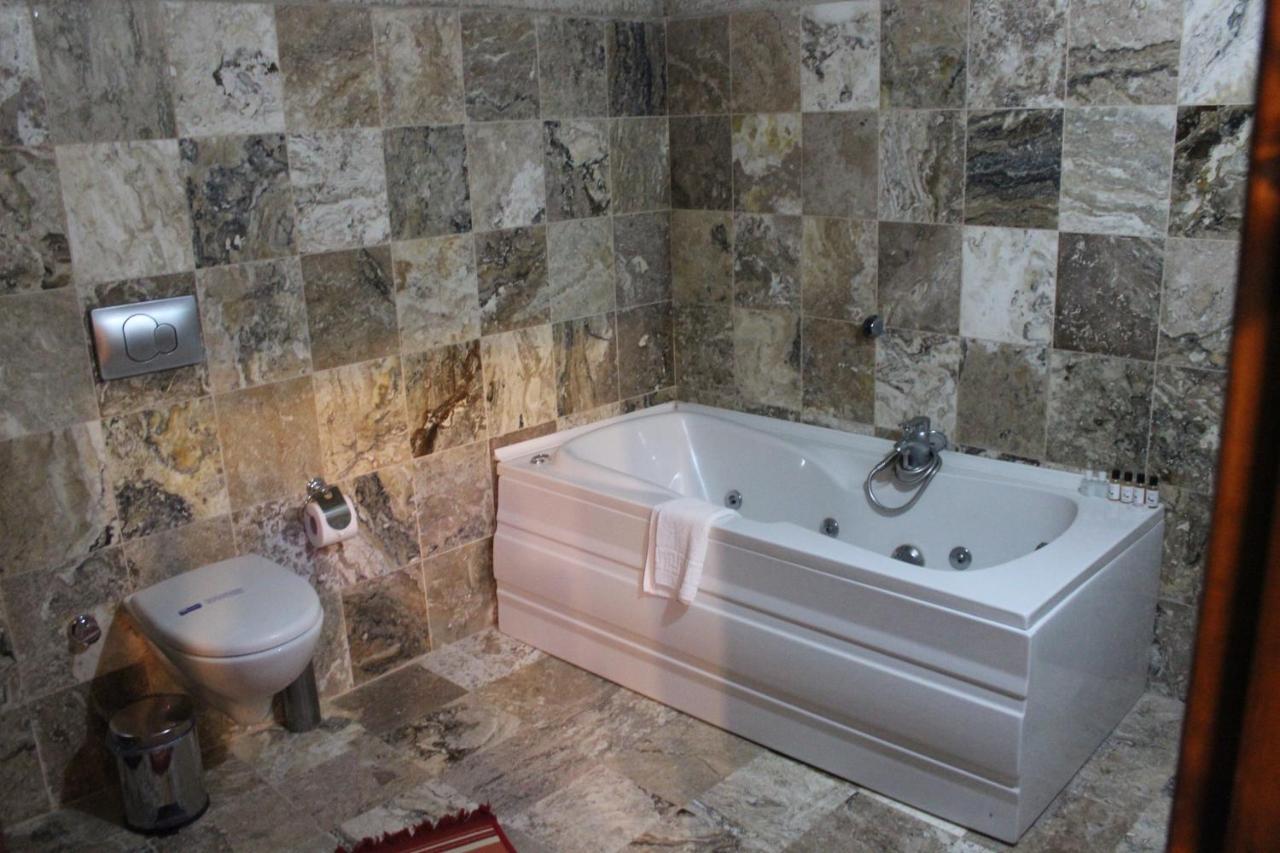 Dilek Tepesi Cave Hotel Ayvali Eksteriør billede